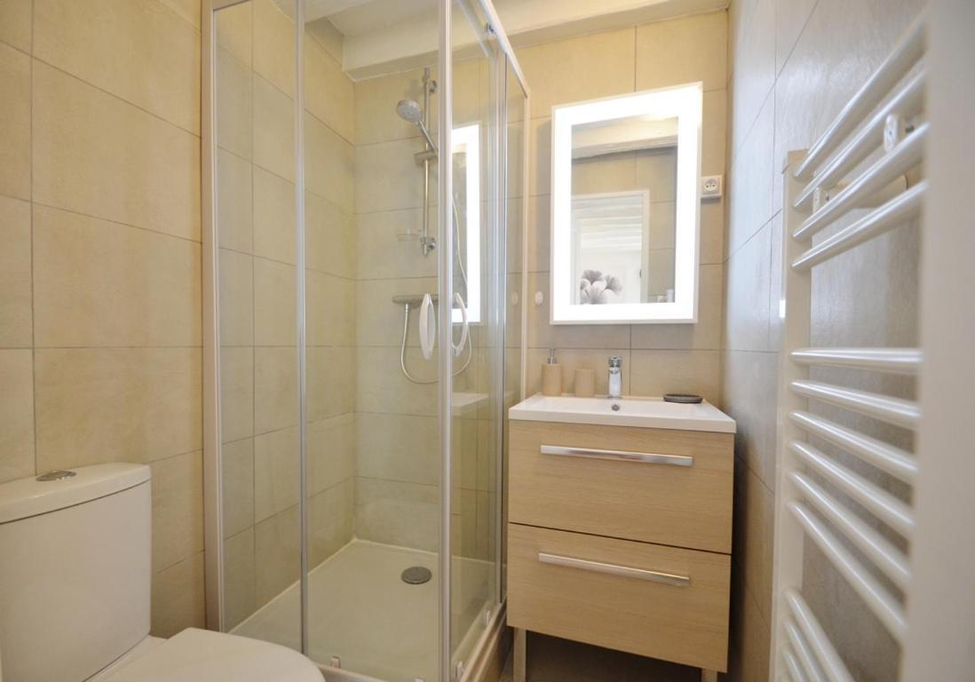 Le Petit France - Hyper Centre De Fontainebleau - Proche Insead Apartment Екстериор снимка